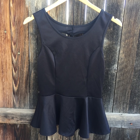Wet Seal Black Peplum Top with Heart - Picture 5 of 6